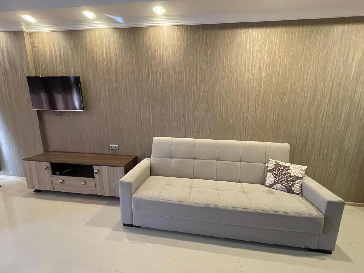 Real Lux * Batumi